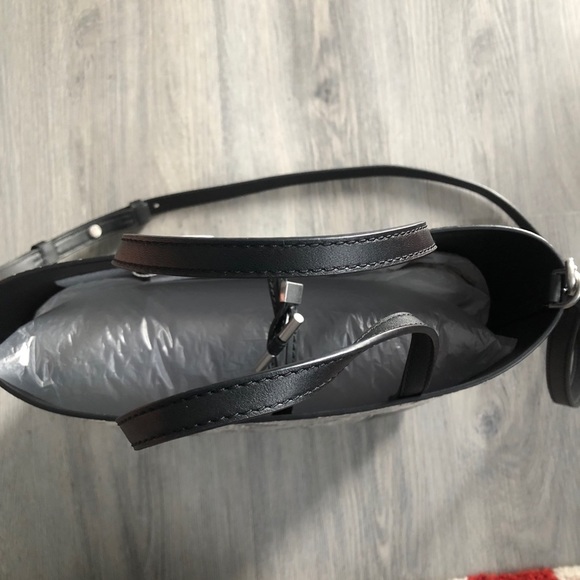 Tory Burch Block-T Mini Snake Embossed Tote - Picture 8 of 11